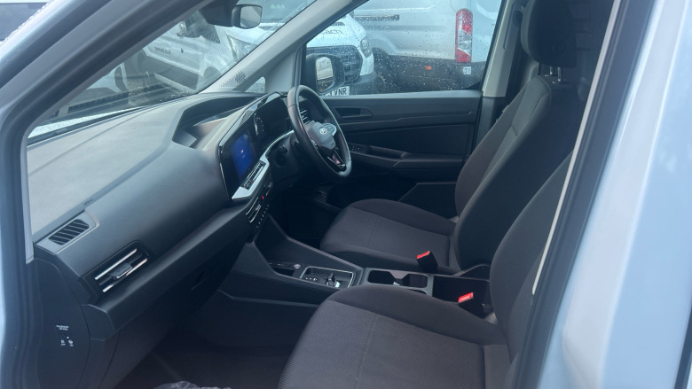 Ford Transit Connect 250 L2 Petrol 1.5 EcoBoost PHEV 150 Trend Van Auto